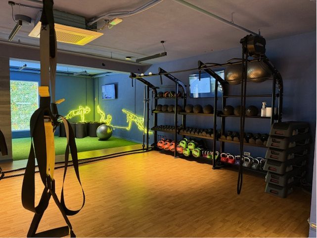 Opremljena hotelska teretana – referenca Nema predaje / Sportlife Fitness Equipment